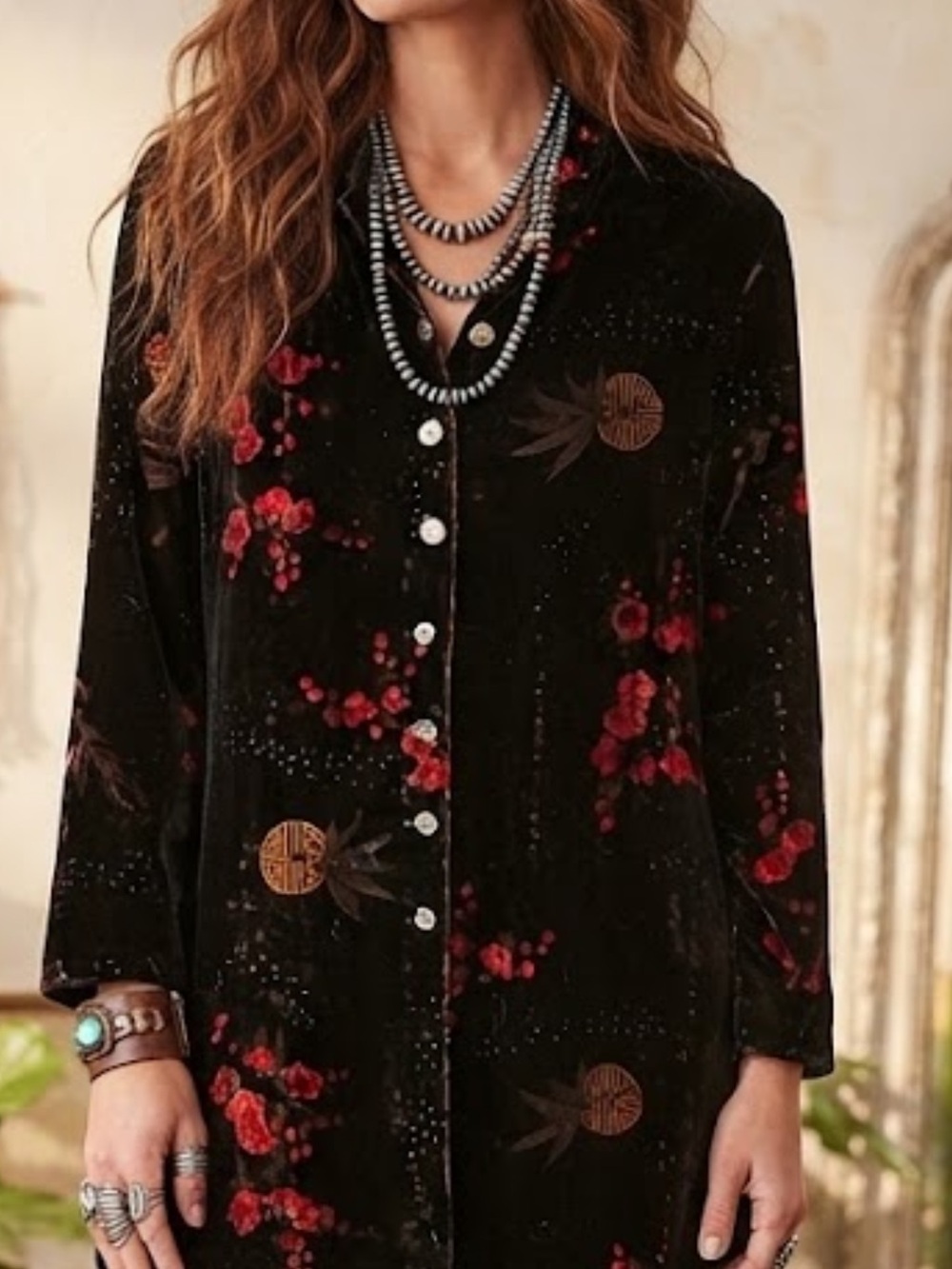 Chicoโs Silk Velvet Tunic Jacket Large Red Floral Mandarin Collar